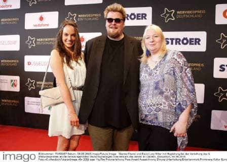 Gianna Chanel und David Lutz Miller mit Begleitung bei der Verleihung des 6. Webvideopreises an die herausragendsten deutschsprachigen Internetstars des Jahres im Castello. Düsseldorf, 04.06.2016 Foto:xC.xHardtx xFuturexImage