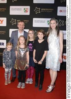 Thomas Geisel mit seiner Frau Vera und seinen Kindern bei der Verleihung des 6. Webvideopreises an die herausragendsten deutschsprachigen Internetstars des Jahres im Castello. Düsseldorf, 04.06.2016 Foto:xO.xHausenx xFuturexImage