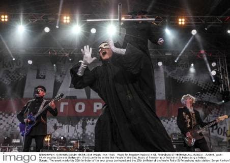 Music for Freedom Festival in St. Petersburg ST PETERSBURG, RUSSIA - JUNE 5, 2016: Piknik vocalist Edmund Shklyarsky (front) performs at the Our People in the City, Music of Freedom rock festival in St Petersburg s Palace Square. The event marks the 35th birthday of the rock group Leningrad and the 15th birthday of the Nashe Radio St Petersburg radio station. Sergei Konkov TASS  TS025998