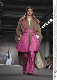 London, UK. 5 June 2016. A model walks the runway at the Istituto Marangoni show during Graduate Fashion Week 2016. GFW takes place at the Old Truman Brewery from 5 to 8 June 2016. Istituto Marangoni, Graduate Fashion Week 2016 