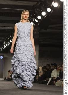 London, UK. 5 June 2016. A model walks the runway at the Istituto Marangoni show during Graduate Fashion Week 2016. GFW takes place at the Old Truman Brewery from 5 to 8 June 2016. Istituto Marangoni, Graduate Fashion Week 2016 