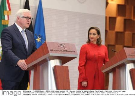 German Minister of Foreign Affairs, Frank-Walter Steinmeier (L) during a press conference with his Mexican counterpart, Claudia Ruiz Massieu (R) after a meeting where they disucussed relevants bilateral issues in Mexico City, Mexico, 6 June 2016. MINISTER OF FOREIGN AFFAIRS OF GERMANY VISITS MEXICO !ACHTUNG: NUR REDAKTIONELLE NUTZUNG!  epa 20160606-636008407506008498