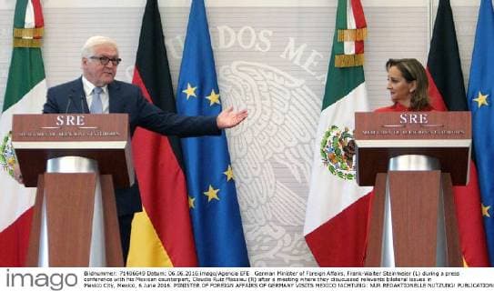 German Minister of Foreign Affairs, Frank-Walter Steinmeier (L) during a press conference with his Mexican counterpart, Claudia Ruiz Massieu (R) after a meeting where they disucussed relevants bilateral issues in Mexico City, Mexico, 6 June 2016. MINISTER OF FOREIGN AFFAIRS OF GERMANY VISITS MEXICO !ACHTUNG: NUR REDAKTIONELLE NUTZUNG!  epa 20160606-636008407521296498