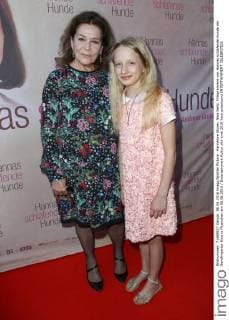 Hannelore Elsner, Nike Seitz, Filmpremiere von Hannas schlafende Hunde am Sendlingertor Kino in Muenchen am 06.06.2016