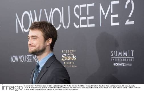 Daniel Radcliffe arrives at the Now You See Me 2 world premiere, Monday, June 6, 2016 in New York City.  NYP201604269151 BRYANxR.xSMITH