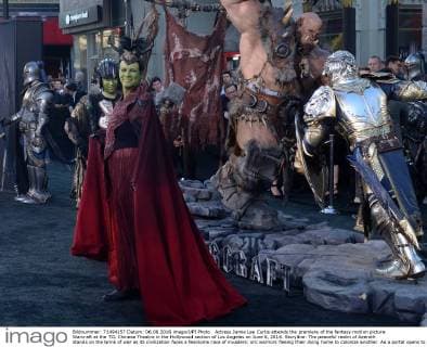 Actress Jamie Lee Curtis attends the premiere of the fantasy motion picture Warcraft at the TCL Chinese Theatre in the Hollywood section of Los Angeles on June 6, 2016. Storyline: The peaceful realm of Azeroth stands on the brink of war as its civilization faces a fearsome race of invaders: orc warriors fleeing their dying home to colonize another. As a portal opens to connect the two worlds, one army faces destruction and the other faces extinction.  LAP2016060622 JIMxRUYMEN
