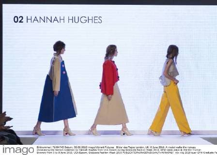 Bilder des Tages London, UK. 6 June 2016. A model walks the runway showcasing the fashion collection by Hannah Hughes from UCA Epsom during Graduate Fashion Week 2016. GFW takes place at the Old Truman Brewery from 5 to 8 June 2016. UCA Epsom, Graduate Fashion Week 2016 