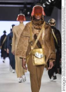 London, UK. 6 June 2016. A model walks the runway showcasing the fashion collection by India Veiga from Kingston University (London) during Graduate Fashion Week 2016. GFW takes place at the Old Truman Brewery from 5 to 8 June 2016. Kingston University, Graduate Fashion Week 2016 