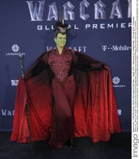 June 6, 2016 - Hollywood, CA, United States - 06 June 2016 - Hollywood, California - Jamie Lee Curtis. Arrivals for the Premiere Of Legendary Pictures and Universal Pictures Warcraft held at the TCL Chinese Theater IMAX. Photo Credit: Hollywood United States - ZUMAa123