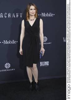 LOS ANGELES - JUN 6: Felicia Day at the Warcraft Global Premiere at TCL Chinese Theater IMAX on June 6, 2016 in Los Angeles, CA  HPA