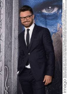 LOS ANGELES - JUN 6: Dominic Cooper at the Warcraft Global Premiere at TCL Chinese Theater IMAX on June 6, 2016 in Los Angeles, CA  HPA