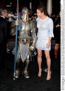 LOS ANGELES - JUN 6: Paula Patton at the Warcraft Global Premiere at TCL Chinese Theater IMAX on June 6, 2016 in Los Angeles, CA  HPA