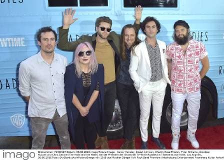 Kenny Hensley, Josiah Johnson, Charity Rose Thielen, Tyler Williams, Jonathan Russell und Chris Zasche (The Head and the Heart) bei der Premiere der Showtime TV-Serie Roadies im Theatre at Ace Hotel. Los Angeles, 06.06.2016 Foto:xD.xStarbuckx xFuturexImage