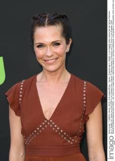 Casual - Premiere der 2. Staffel in Los Angeles Katie Aselton bei der Serien Premiere der 2. Staffel von Casual am 6.06.2016 in Los Angeles Hulu s Casual TV Series Season 2 Premiere and FYC Event in Los Angeles, 2016 