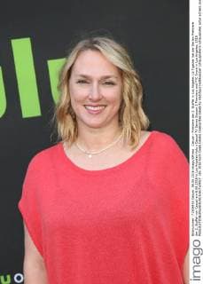 Casual - Premiere der 2. Staffel in Los Angeles Liz Tigelaar bei der Serien Premiere der 2. Staffel von Casual am 6.06.2016 in Los Angeles Hulu s Casual TV Series Season 2 Premiere and FYC Event in Los Angeles, 2016 