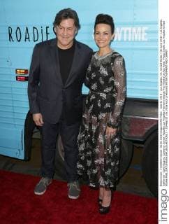 June 6, 2016 - Los Angeles, CA, United States - 06 June 2016 - Los Angeles, California - Carla Gugino, Cameron Crowe. Roadies Los Angeles Premiere held at The Theatre at Ace Hotel. Photo Credit: Los Angeles United States - ZUMAa123