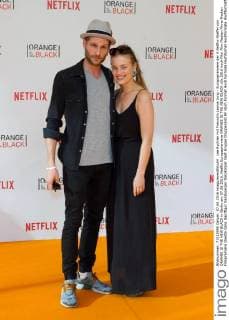 Lee Rychter mit Freundin Leonie Jung - Europapremiere der 4.Netflix-Staffel von ORANGE IS THE NEW BLACK in Berlin am 07.06.2016. Netflix Europapremiere ORANGE IS THE NEW BLACK