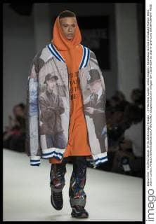. 07 06 2016. London, United Kingdom. Ravensbourne show at Graduate Fashion Week 2016 in London.  xStephenxLockx xi-Imagesx IIM-12819-0004