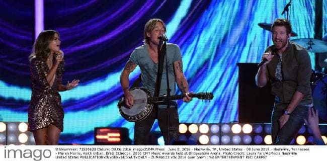 June 8, 2016 - Nashville, TN, United States - 08 June 2016 - Nashville, Tennessee - Maren Morris, Keith Urban, Brett Eldredge. 2016 CMT Music Awards held at Bridgestone Arena. Photo Credit: Laura Farr AdMedia Nashville United States - ZUMAa123