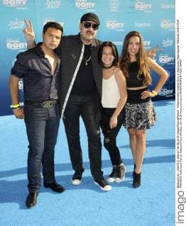 Filmpremiere Finding Dory in Hollywood Pepe Aguilar FINDING DORY FILM PREMIERE Hollywood Patrick Rideaux PicturePerfect