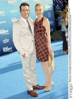 Filmpremiere Finding Dory in Hollywood Ty Burrell & wife Holly Anne Brown FINDING DORY FILM PREMIERE Hollywood Patrick Rideaux PicturePerfect