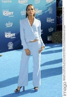 Filmpremiere Finding Dory in Hollywood Dania Ramirez FINDING DORY FILM PREMIERE Hollywood Patrick Rideaux PicturePerfect