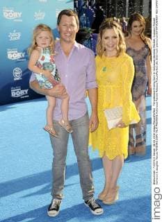Filmpremiere Finding Dory in Hollywood Beverley Mitchell, husband Michael Cameron & daughter Kenzie FINDING DORY FILM PREMIERE Hollywood Patrick Rideaux PicturePerfect