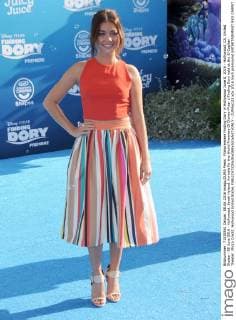 Filmpremiere Finding Dory in Hollywood June 8, 2016 - Hollywood, CA, United States - 08 June 2016 - Hollywood. Sarah Hyland. Arrivals for the World Premiere Of Disney-Pixar s Finding Dory held at the El Capitan Theater. Photo Credit: Hollywood United States - ZUMAa123