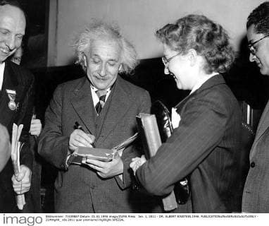 Jan. 1, 2011 - DR. ALBERT EINSTEIN.1946. - ZUMAg49_