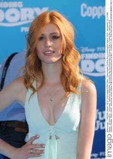 Filmpremiere Finding Dory in Hollywood June 8, 2016 - Hollywood, CA, United States - 08 June 2016 - Hollywood. Katherine McNamara. Arrivals for the World Premiere Of Disney-Pixar s Finding Dory held at the El Capitan Theater. Photo Credit: Hollywood United States - ZUMAa123