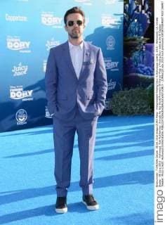 Filmpremiere Finding Dory in Hollywood June 8, 2016 - Hollywood, CA, United States - 08 June 2016 - Hollywood. Rob McElhenney. Arrivals for the World Premiere Of Disney-Pixar s Finding Dory held at the El Capitan Theater. Photo Credit: Hollywood United States - ZUMAa123