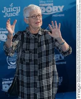 Filmpremiere Finding Dory in Hollywood Betty DeGeneres attends the premiere of the animated motion picture comedy Finding Dory at the El Capitan Theatre in the Hollywood section of Los Angeles on June 8, 2016. Storyline: The friendly-but-forgetful blue tang fish reunites with her loved ones, and everyone learns a few things about the real meaning of family along the way.  LAP2016060822 JIMxRUYMEN