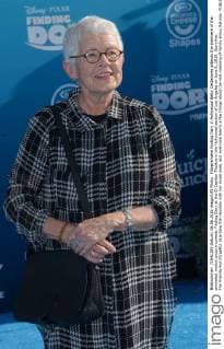 Filmpremiere Finding Dory in Hollywood Betty DeGeneres attends the premiere of the animated motion picture comedy Finding Dory at the El Capitan Theatre in the Hollywood section of Los Angeles on June 8, 2016. Storyline: The friendly-but-forgetful blue tang fish reunites with her loved ones, and everyone learns a few things about the real meaning of family along the way.  LAP2016060824 JIMxRUYMEN