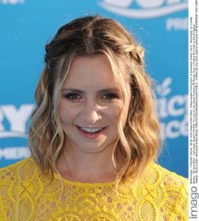 Filmpremiere Finding Dory in Hollywood June 8, 2016 - Hollywood, CA, United States - 08 June 2016 - Hollywood. Beverly Mitchell. Arrivals for the World Premiere Of Disney-Pixar s Finding Dory held at the El Capitan Theater. Photo Credit: Hollywood United States - ZUMAa123