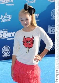 Filmpremiere Finding Dory in Hollywood June 8, 2016 - Hollywood, CA, United States - 08 June 2016 - Hollywood. Jojo Siwa. Arrivals for the World Premiere Of Disney-Pixar s Finding Dory held at the El Capitan Theater. Photo Credit: Hollywood United States - ZUMAa123