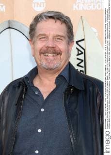 LOS ANGELES - JUN 8: John Wells at the Animal Kingdom Premiere Screening at the The Rose Room on June 8, 2016 in Venice Beach, CA  KathyxHutchins