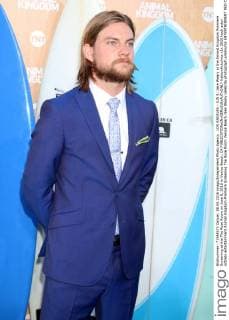 LOS ANGELES - JUN 8: Jake Weary at the Animal Kingdom Premiere Screening at the The Rose Room on June 8, 2016 in Venice Beach, CA  KathyxHutchins