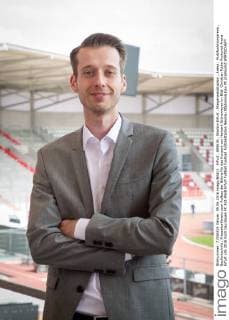 Erfurt , 090616 , Stadion Erfurt , Steigerwaldstadion , Arena , Multifunktionsarena , Baufortschritt , Pressekonferenz zum Aufbau der Bühne für das Konzert von Herbert Grönemeyer im Bild: Christian Fothe Prokurist Arena Erfurt