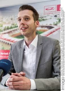 Erfurt , 090616 , Stadion Erfurt , Steigerwaldstadion , Arena , Multifunktionsarena , Baufortschritt , Pressekonferenz zum Aufbau der Bühne für das Konzert von Herbert Grönemeyer im Bild: Christian Fothe Prokurist Arena Erfurt