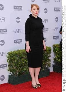June 9, 2016 - Hollywood, CA, United States - 09 June 2016 - Hollywood. Bryce Dallas Howard. Arrivals for the American Film Institute s 44th Life Achievement Award Gala Tribute to John Williams held at Dolby Theater. Photo Credit: Hollywood United States - ZUMAa123