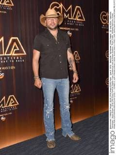 June 9, 2016 - Nashville, Tennessee, United States - 09 June 2016 - Nashville, Tennessee - Jason Aldean. 2016 CMA Music Festival Nightly Press Conference held at Nissan Stadium. Photo Credit: AdMedia Nashville United States - ZUMAa123