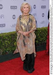 AFI Life Achievement Award in Los Angeles June 9, 2016 - Hollywood, CA, United States - 09 June 2016 - Hollywood. Cloris Leachman. Arrivals for the American Film Institute s 44th Life Achievement Award Gala Tribute to John Williams held at Dolby Theater. Photo Credit: Hollywood United States - ZUMAa123