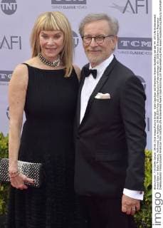 Kate Capshaw mit Ehemann Steven Spielberg bei der 44. AFI Life Achievement Award Gala im Dolby Theatre, Hollywood. Los Angeles, 09.06.2016 Foto:xD.xStarbuckx xFuturexImage