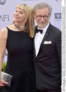 Kate Capshaw mit Ehemann Steven Spielberg bei der 44. AFI Life Achievement Award Gala im Dolby Theatre, Hollywood. Los Angeles, 09.06.2016 Foto:xD.xStarbuckx xFuturexImage