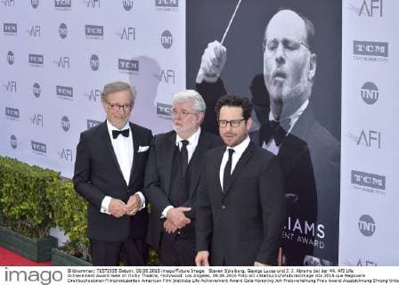Steven Spielberg, George Lucas und J. J. Abrams bei der 44. AFI Life Achievement Award Gala im Dolby Theatre, Hollywood. Los Angeles, 09.06.2016 Foto:xD.xStarbuckx xFuturexImage