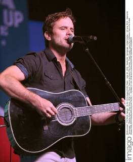 June 10, 2016 - Nashville, Tennessee, United States - 10 June 2016 - Nashville, Tennessee - Charles Esten, Chip Esten. 2016 CMA Music Festival at Music City Center. Photo Credit: Laura Farr AdMedia Nashville United States - ZUMAa123