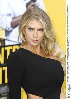 Charlotte McKinney CENTRAL INTELLIGENCE FILM PREMIERE Los Angeles Patrick Rideaux PicturePerfect
