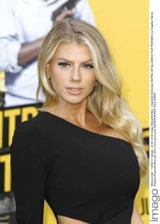 Charlotte McKinney CENTRAL INTELLIGENCE FILM PREMIERE Los Angeles Patrick Rideaux PicturePerfect