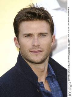Scott Eastwood CENTRAL INTELLIGENCE FILM PREMIERE Los Angeles Patrick Rideaux PicturePerfect