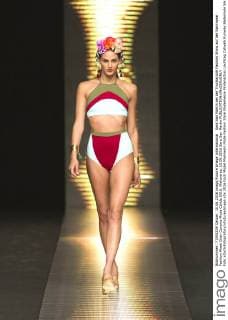Sara San Martin bei der Truchacloth Fashion Show auf der Swimwear Fashion Week Gran Canaria Moda Calida 2016. Meloneras, 10.06.2016 Sara San Martin  Foto:xDyDxFotografosx xFuturexImage